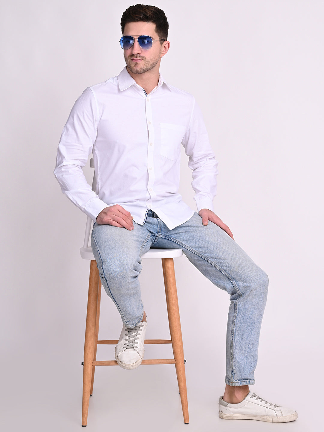 STS-003-Men White Relaxed Casual Shirt